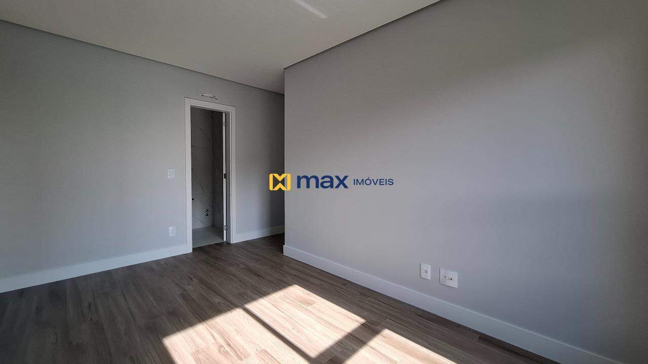 Apartamento à venda no Centro: Suíte