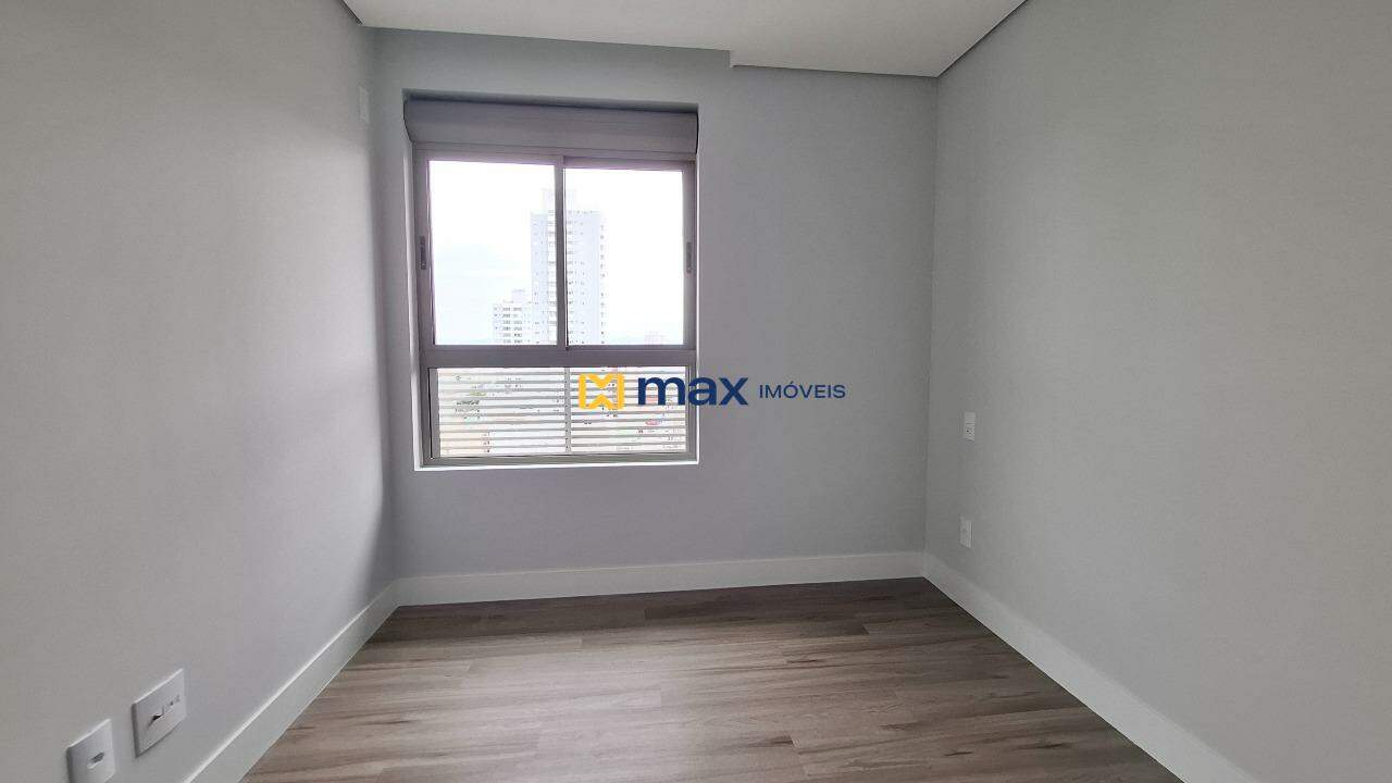 Apartamento à venda no Centro: Suíte 2