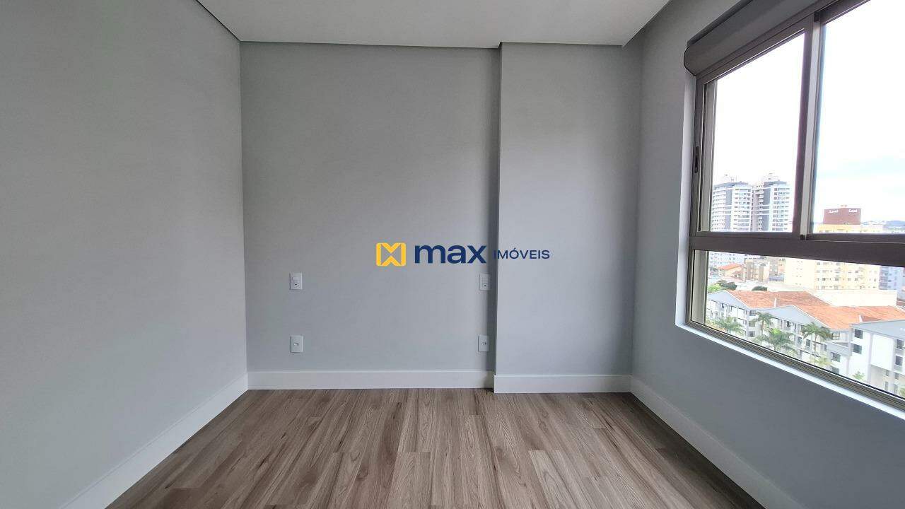 Apartamento à venda no Centro: Suíte 2
