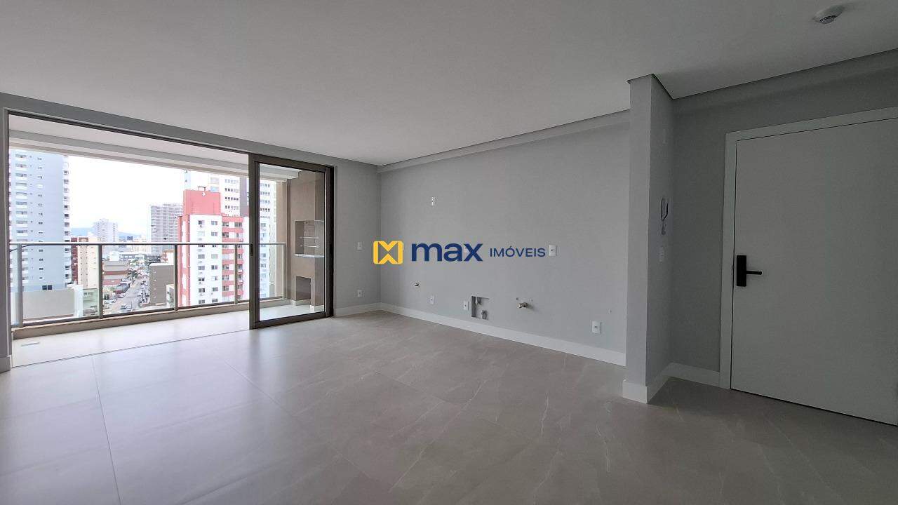 Apartamento à venda no Centro: Living integrado
