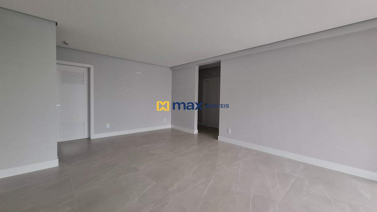 Apartamento à venda no Centro: Living integrado