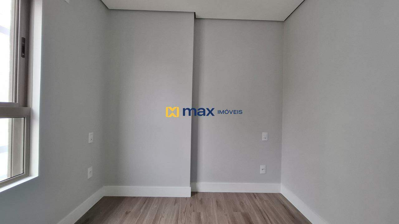Apartamento à venda no Centro: Suíte