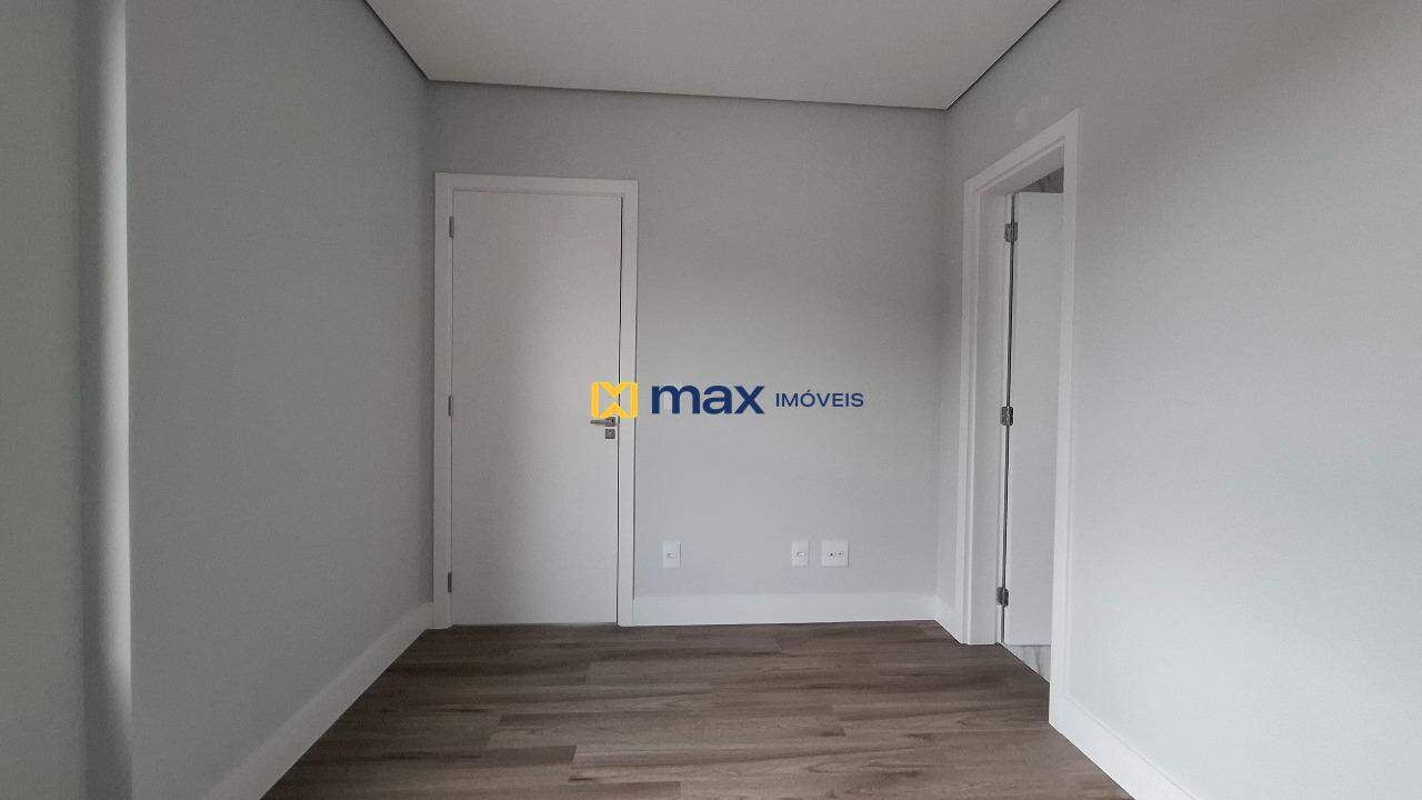 Apartamento à venda no Centro: Suíte