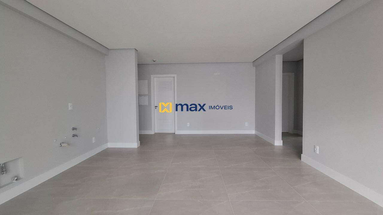 Apartamento à venda no Centro: Living integrado
