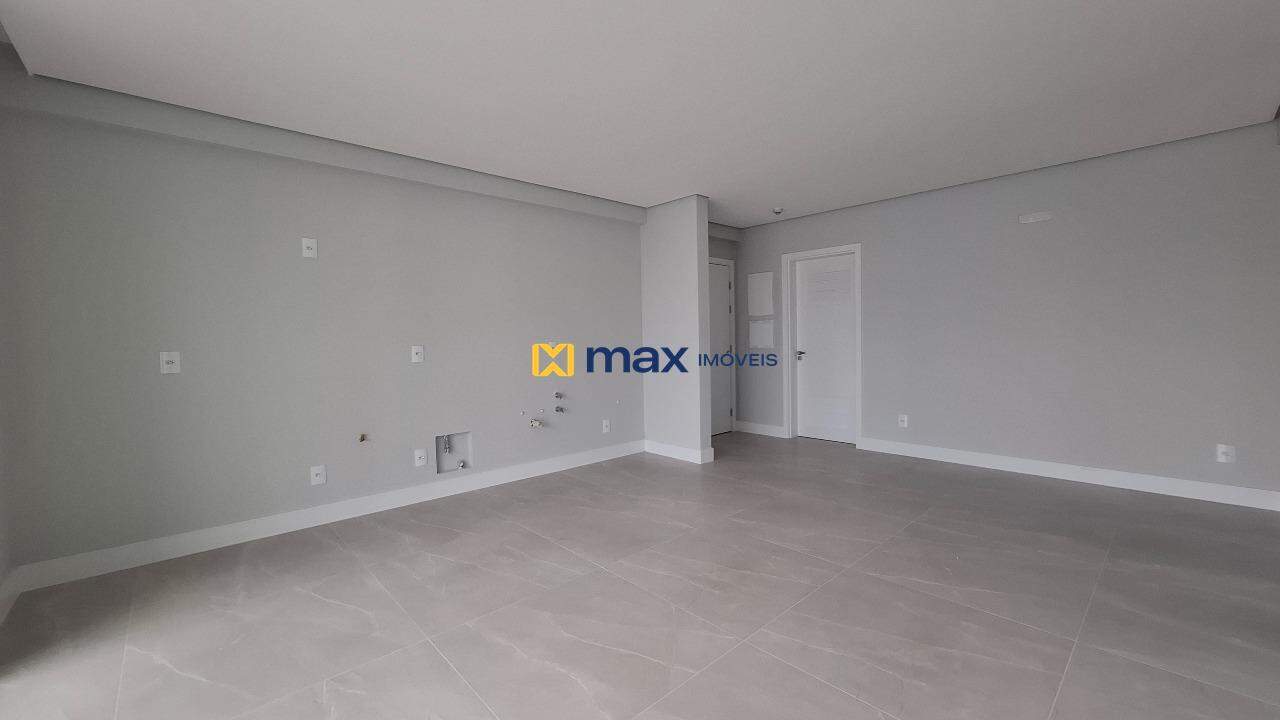 Apartamento à venda no Centro: Living integrado