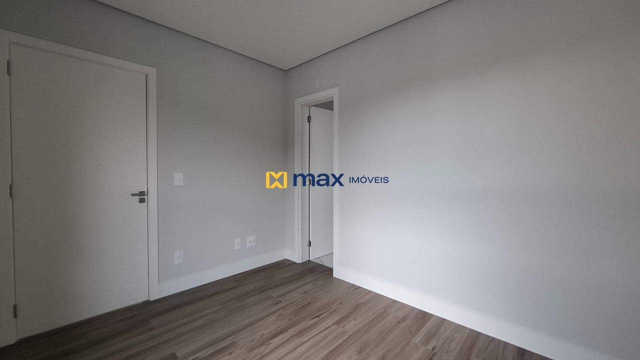 Apartamento à venda no Centro: Suíte