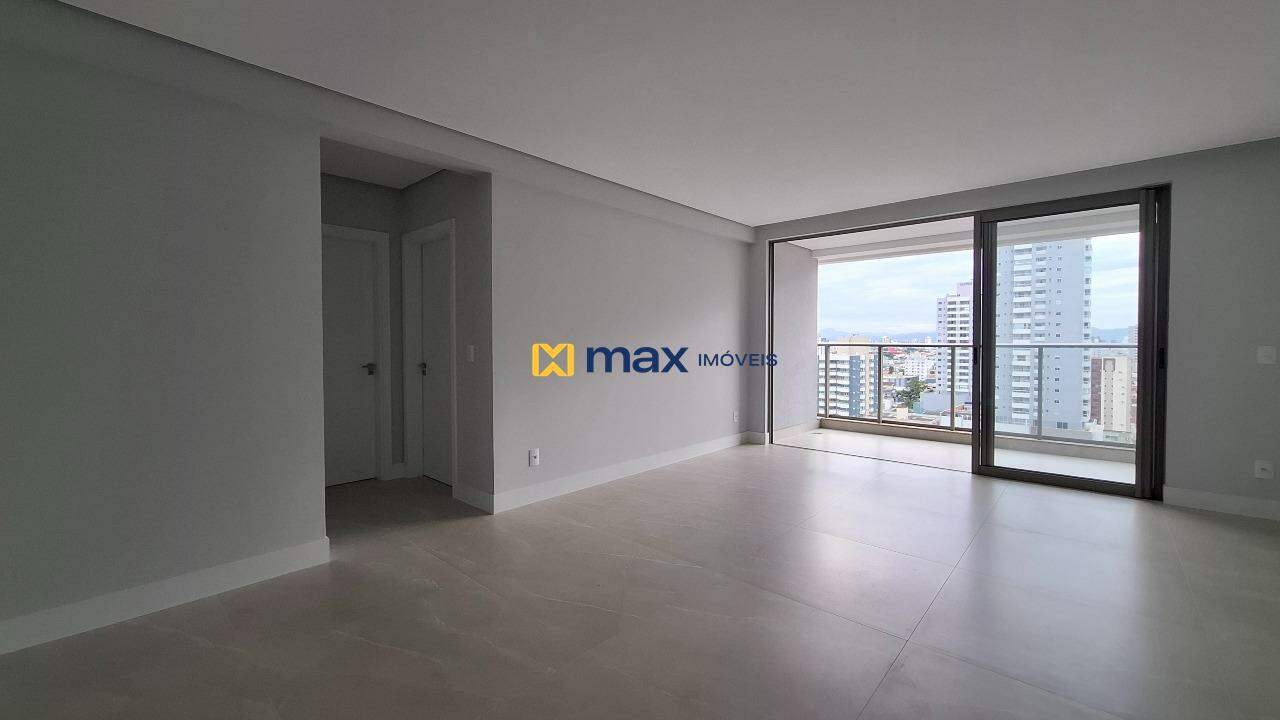 Apartamento à venda no Centro: Living integrado
