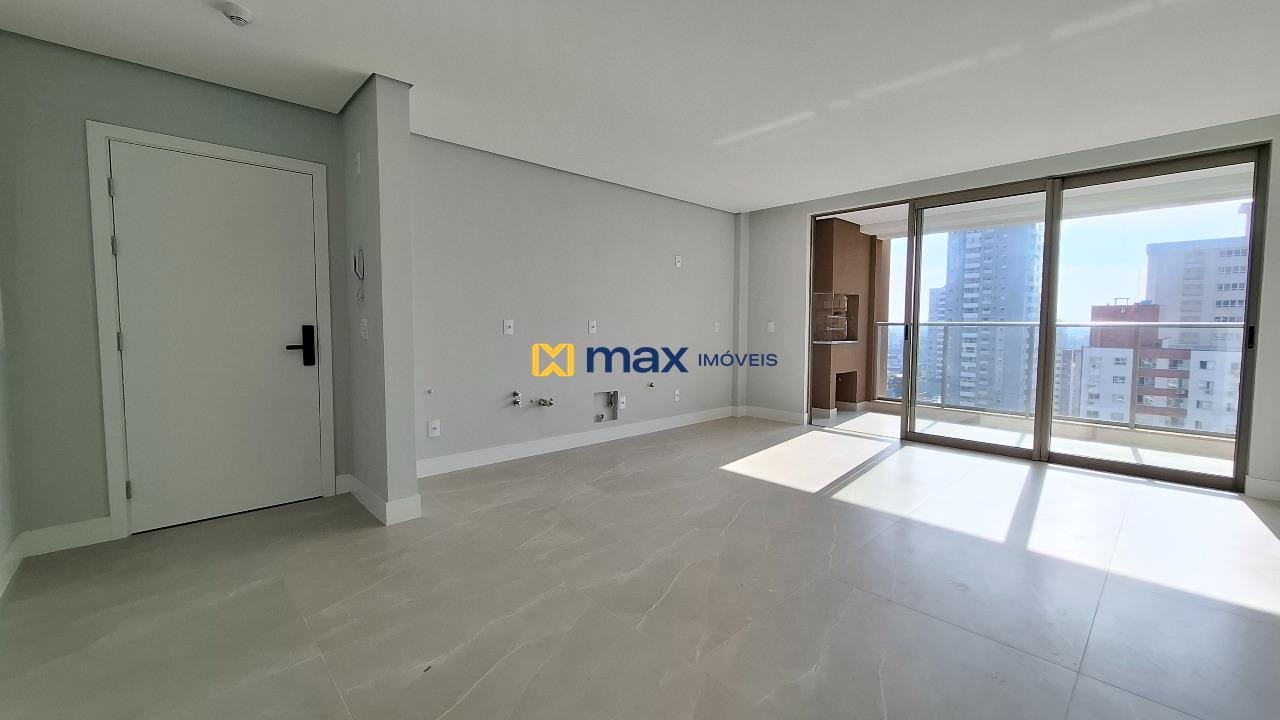 Apartamento à venda no Centro: Living integrado