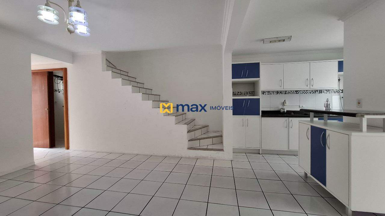 Casa à venda no São João: Living integrado