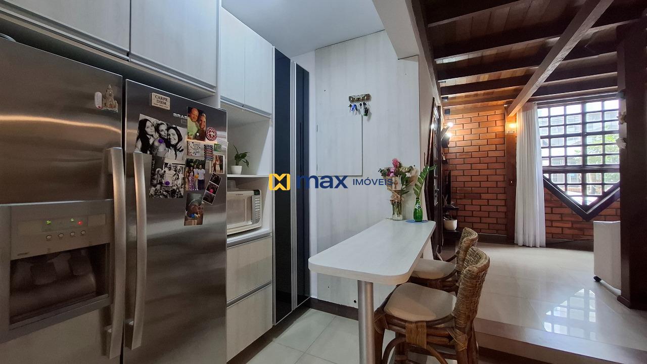 Casa à venda no Praia Brava: Cozinha