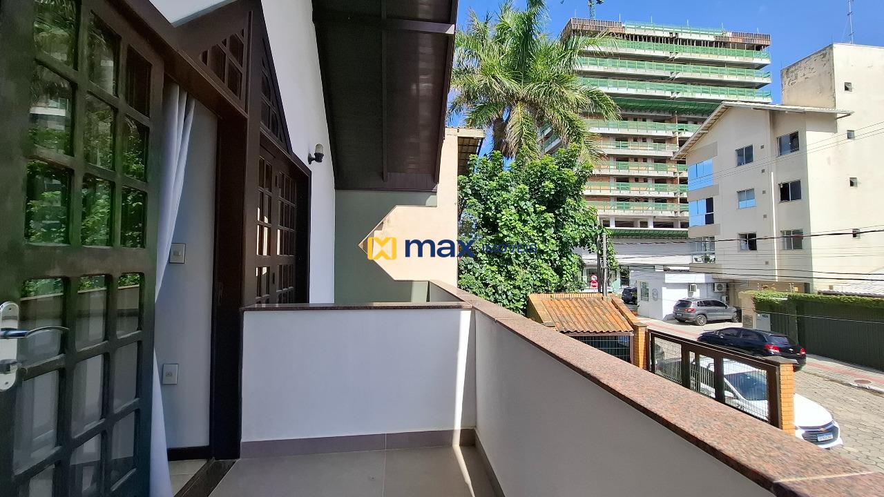 Casa à venda no Praia Brava: Sacada