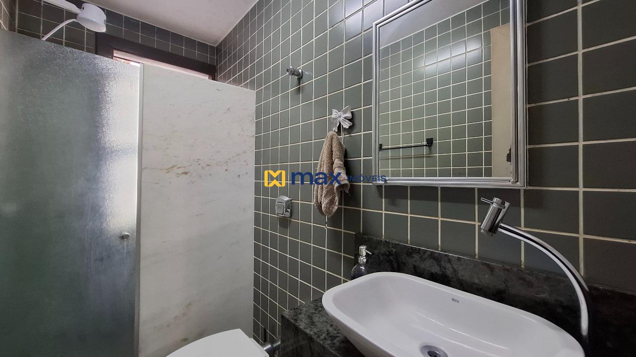 Casa à venda no Praia Brava: Banheiro social