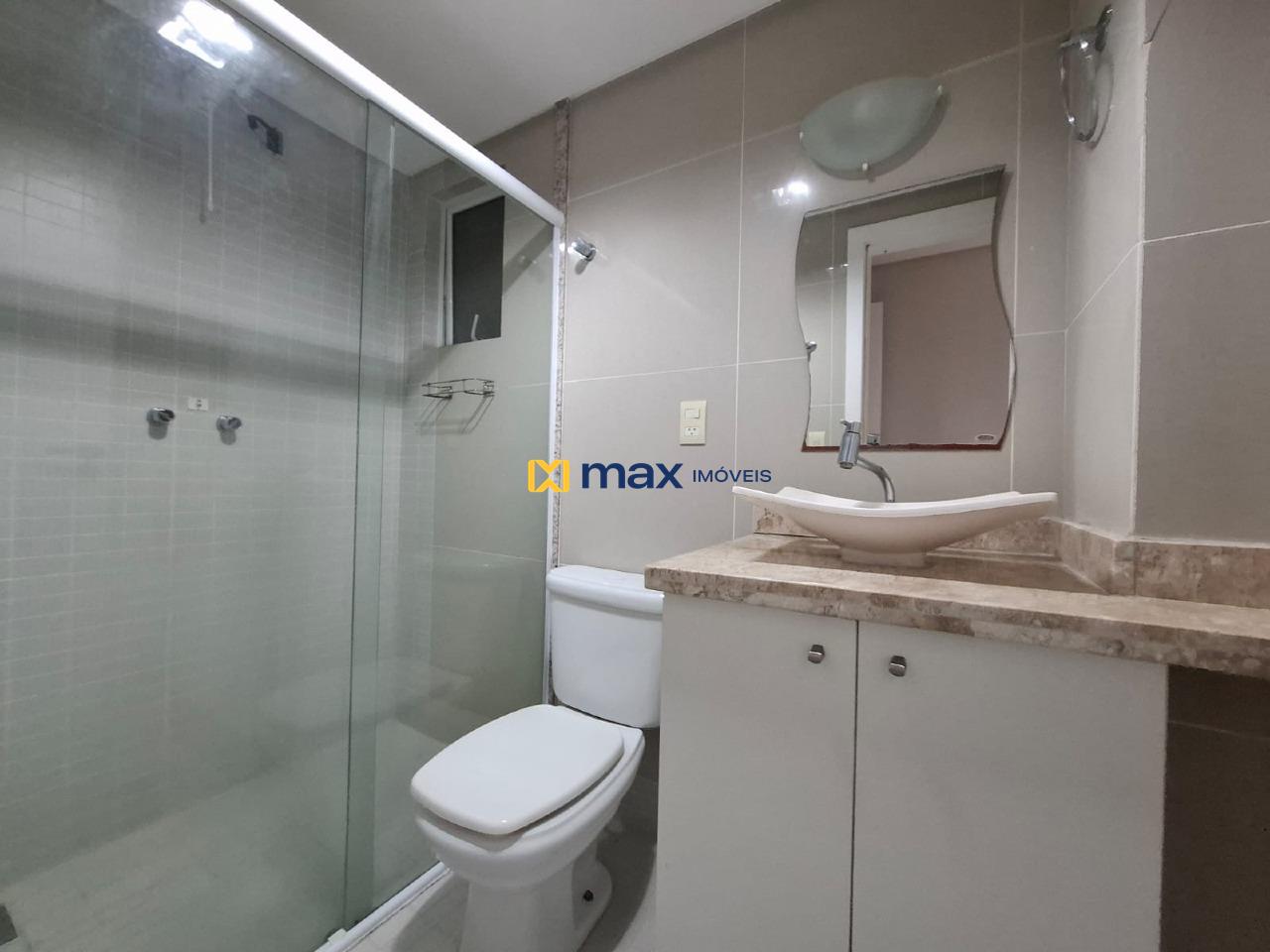 Apartamento à venda no Pioneiros: 