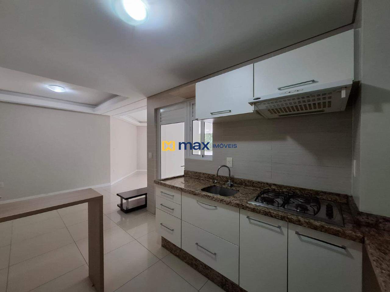 Apartamento à venda no Pioneiros: 