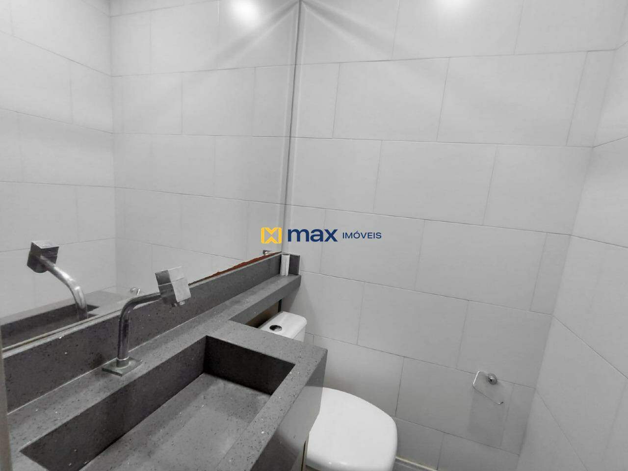 Sala para aluguel no Centro: 
