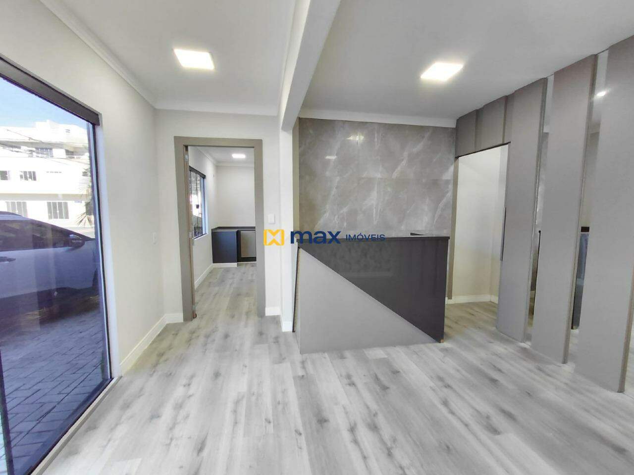 Sala para aluguel no Centro: 