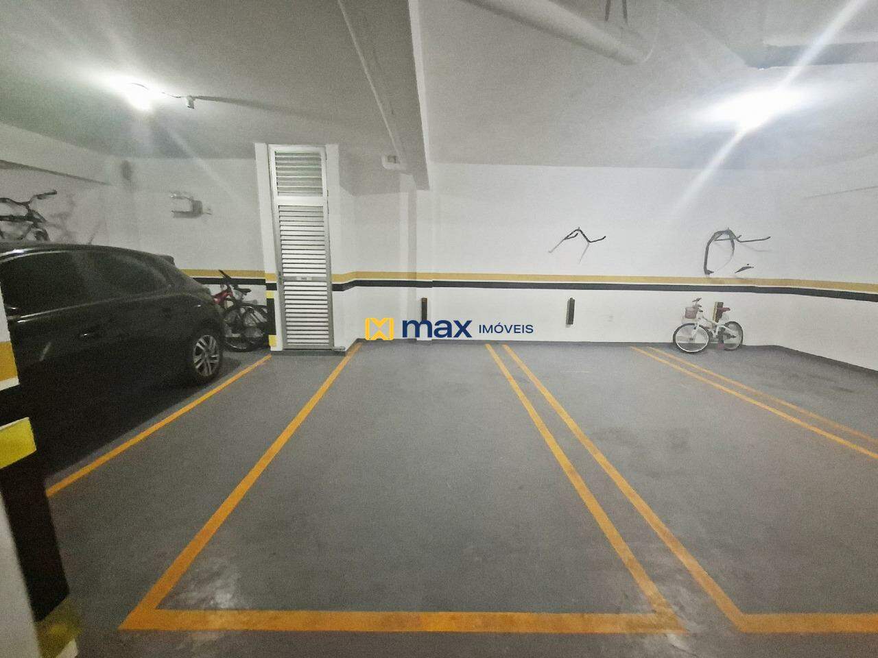 Apartamento à venda no Centro: Garagem