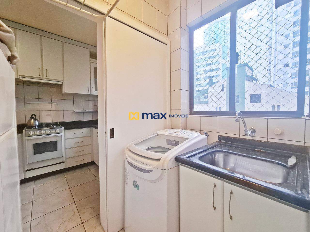 Apartamento à venda no Centro: Lavanderia
