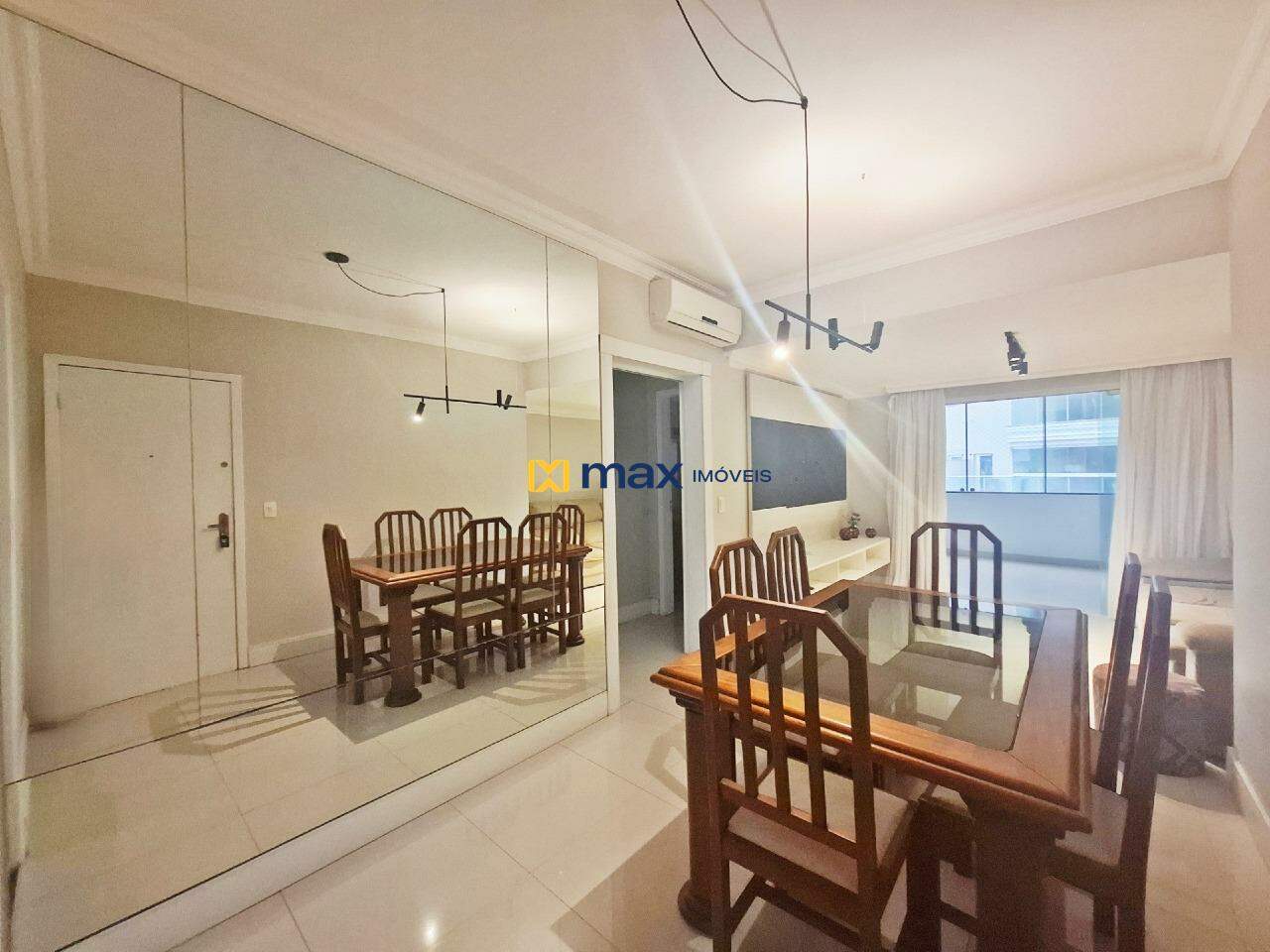 Apartamento à venda no Centro: Sala