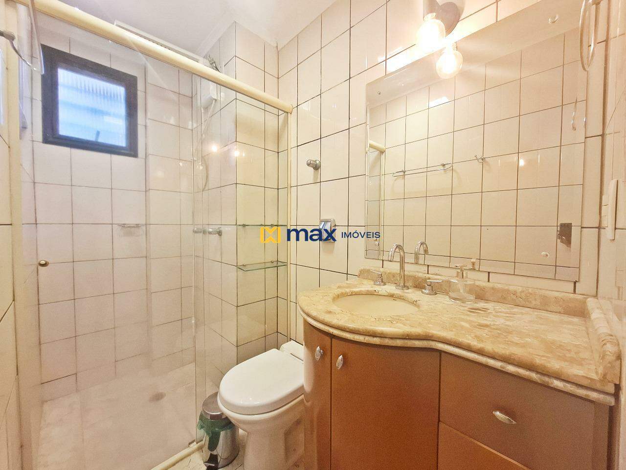 Apartamento à venda no Centro: Banheiro Suíte
