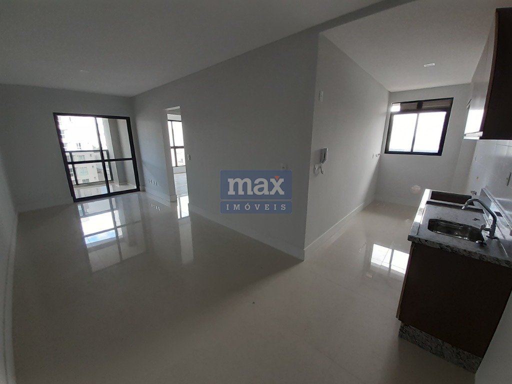 Apartamento à venda no Centro: Sala de Estar e Jantar