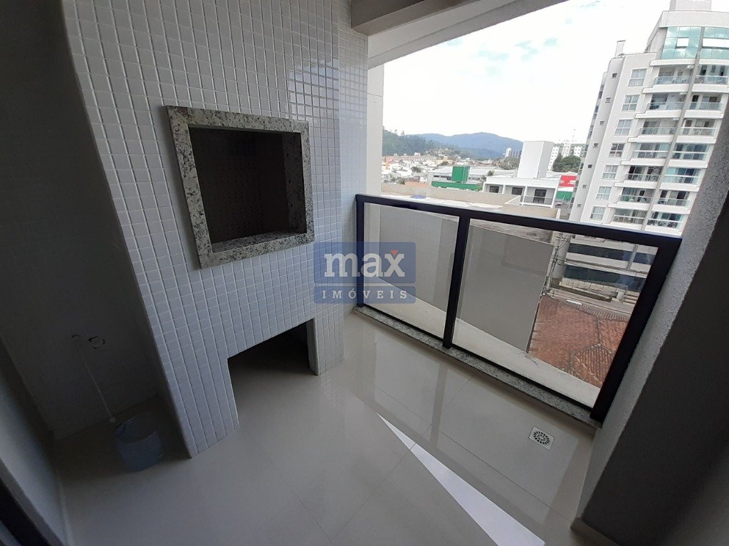 Apartamento à venda no Centro: Sacada