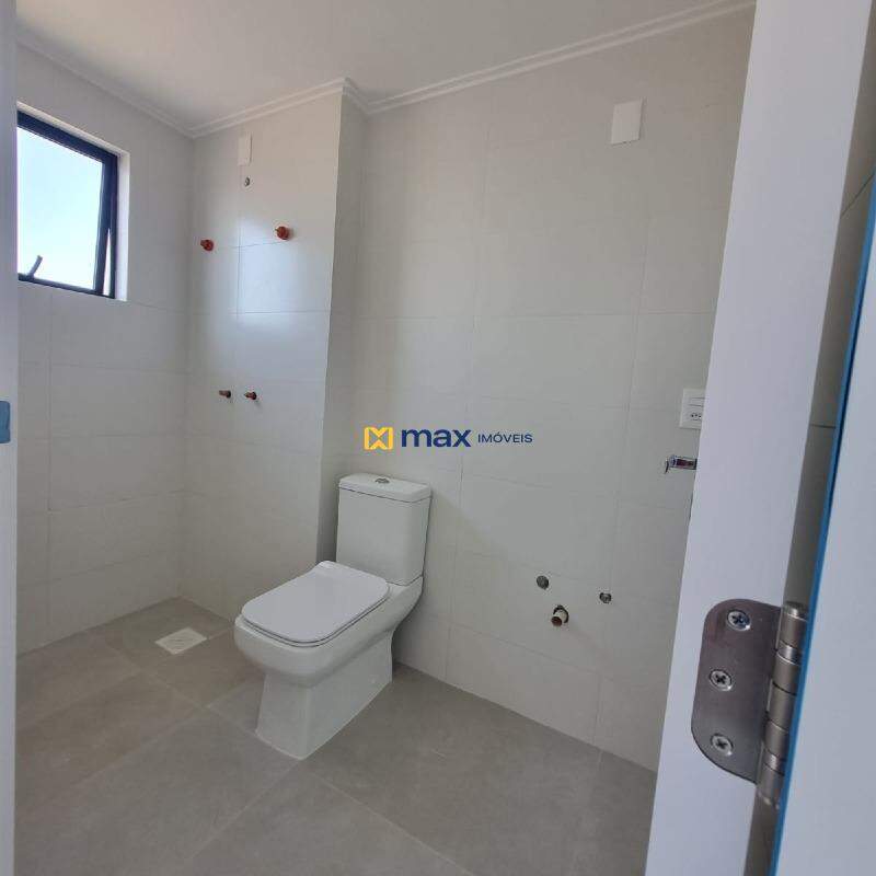 Apartamento à venda no Centro: Banheiro social