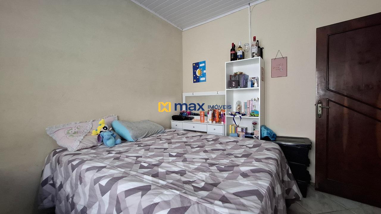 Casa à venda no Cordeiros: Dormitório 2