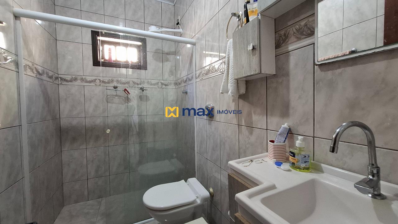 Casa à venda no Cordeiros: Banheiro social