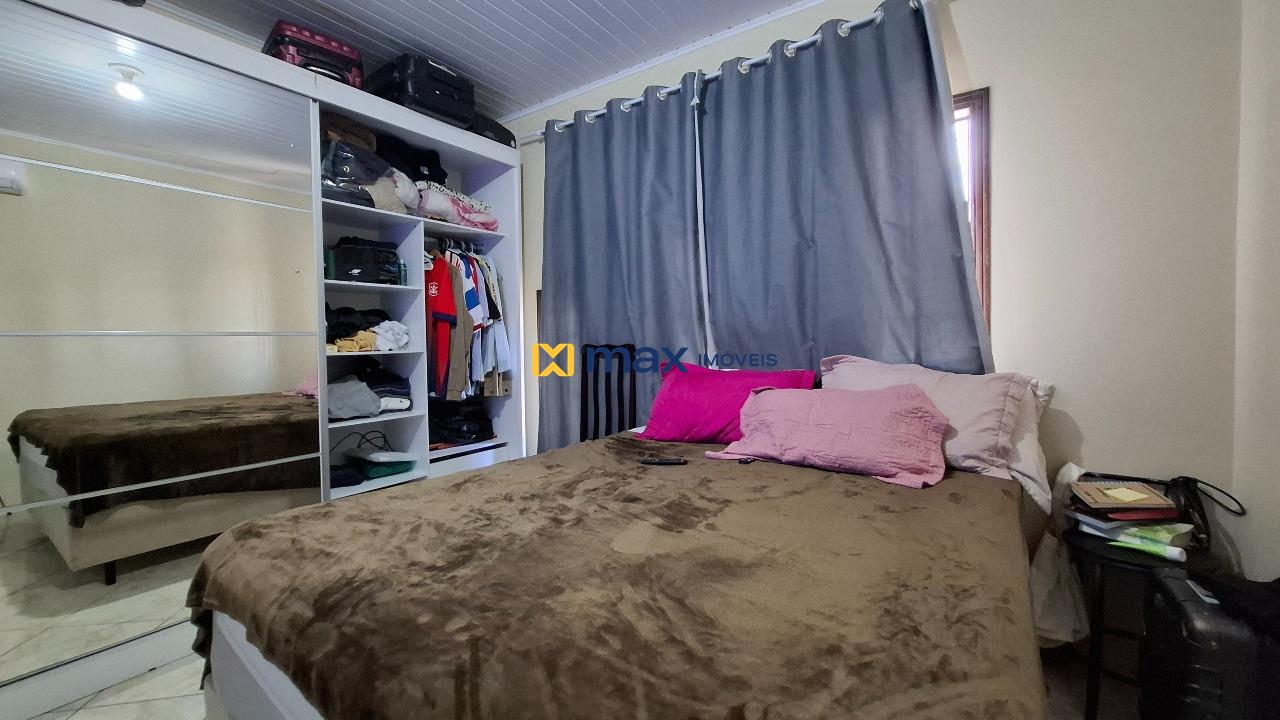 Casa à venda no Cordeiros: Suíte