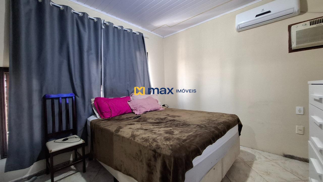 Casa à venda no Cordeiros: Suíte