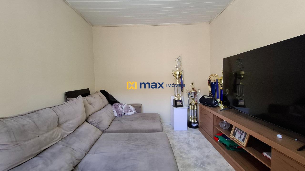 Casa à venda no Cordeiros: Sala de estar