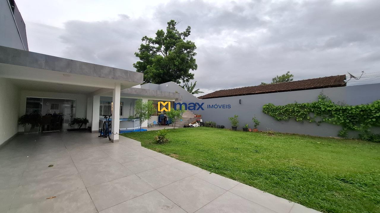 Casa à venda no Dom Bosco: Área externa