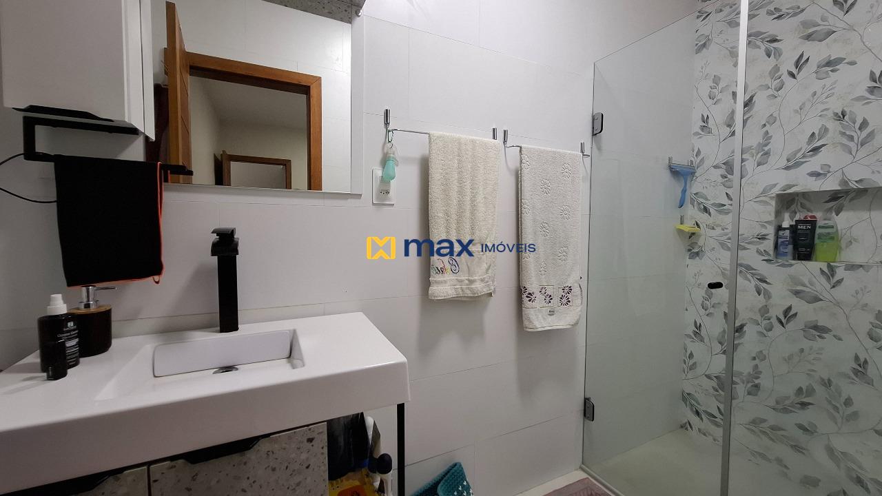 Casa à venda no Dom Bosco: Banheiro suíte