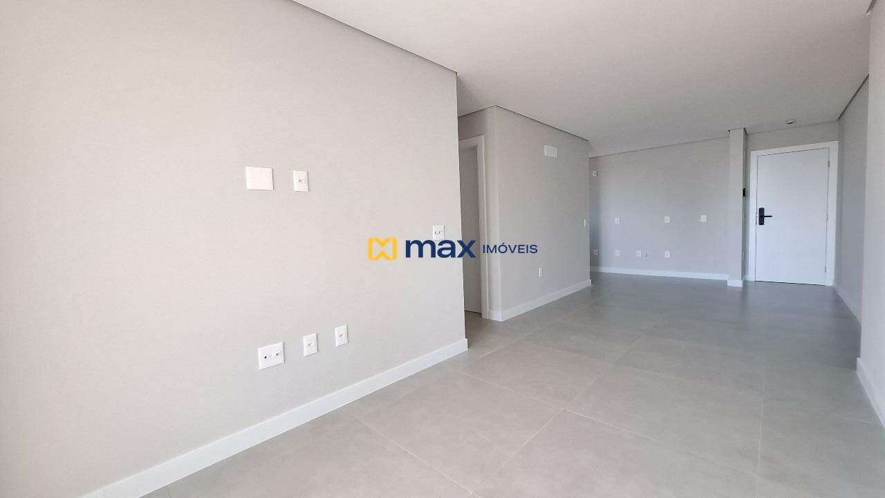Apartamento à venda no Centro: Living integrado