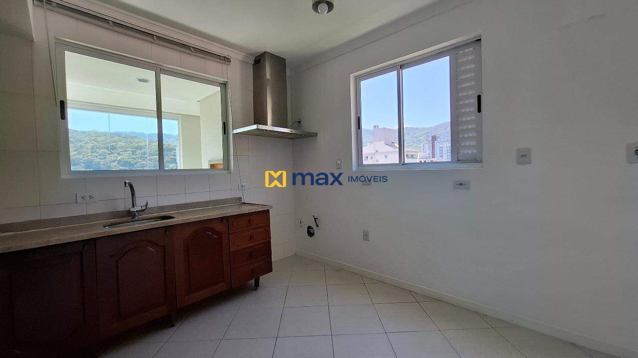 Apartamento à venda no Ressacada: Cozinha