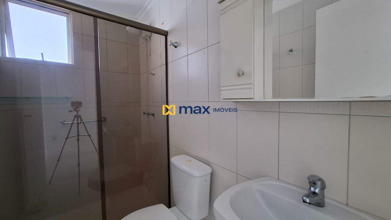 Apartamento à venda no Ressacada: Banheiro social