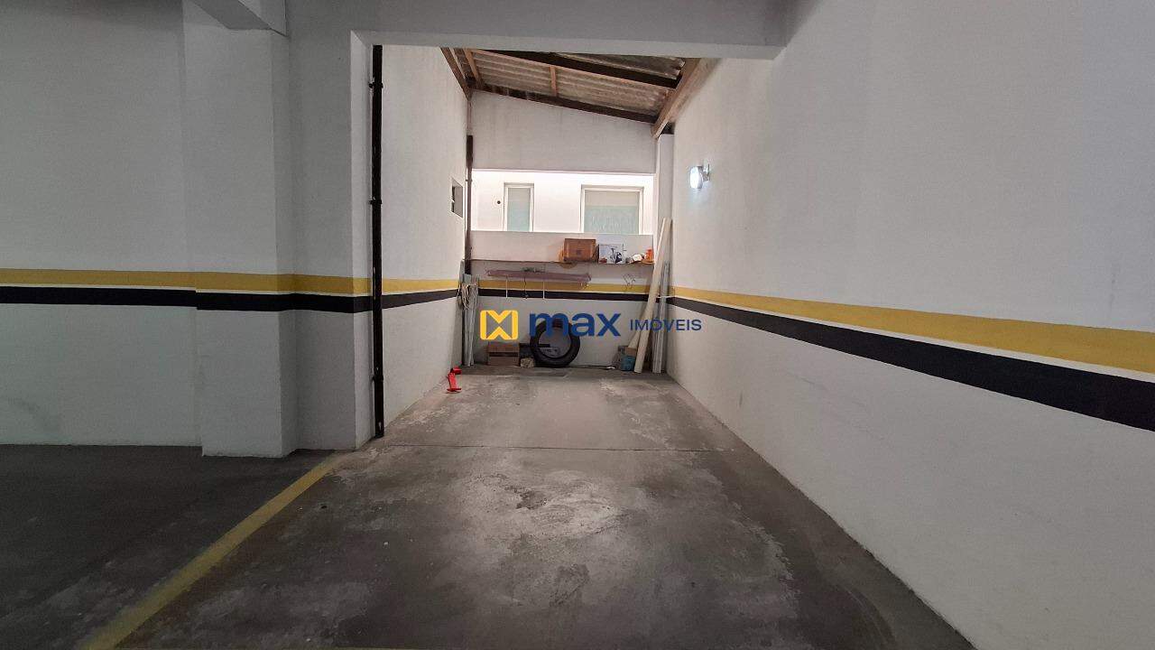 Apartamento à venda no Ressacada: Vaga