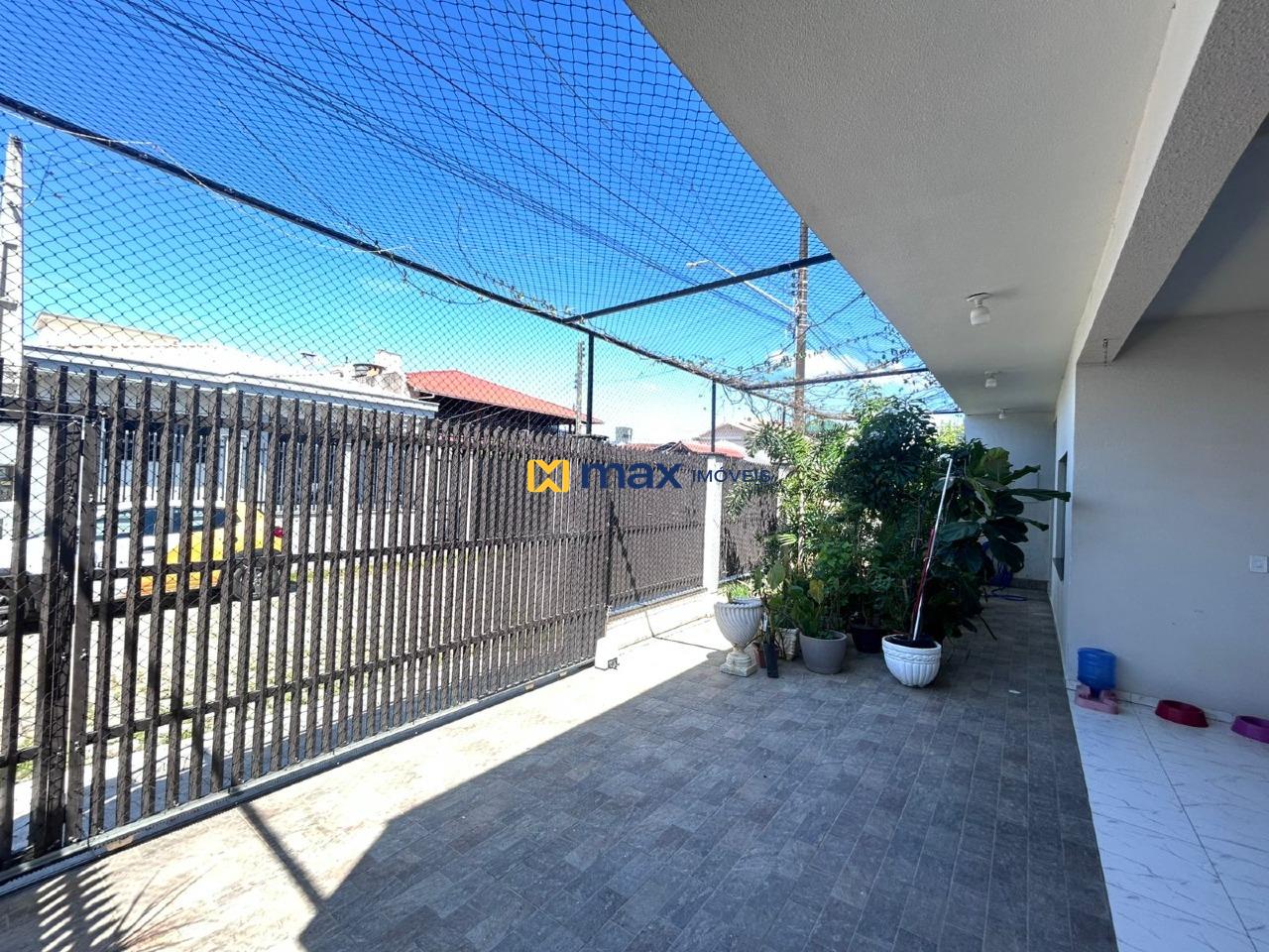 Casa para aluguel no Gravatá: Quintal