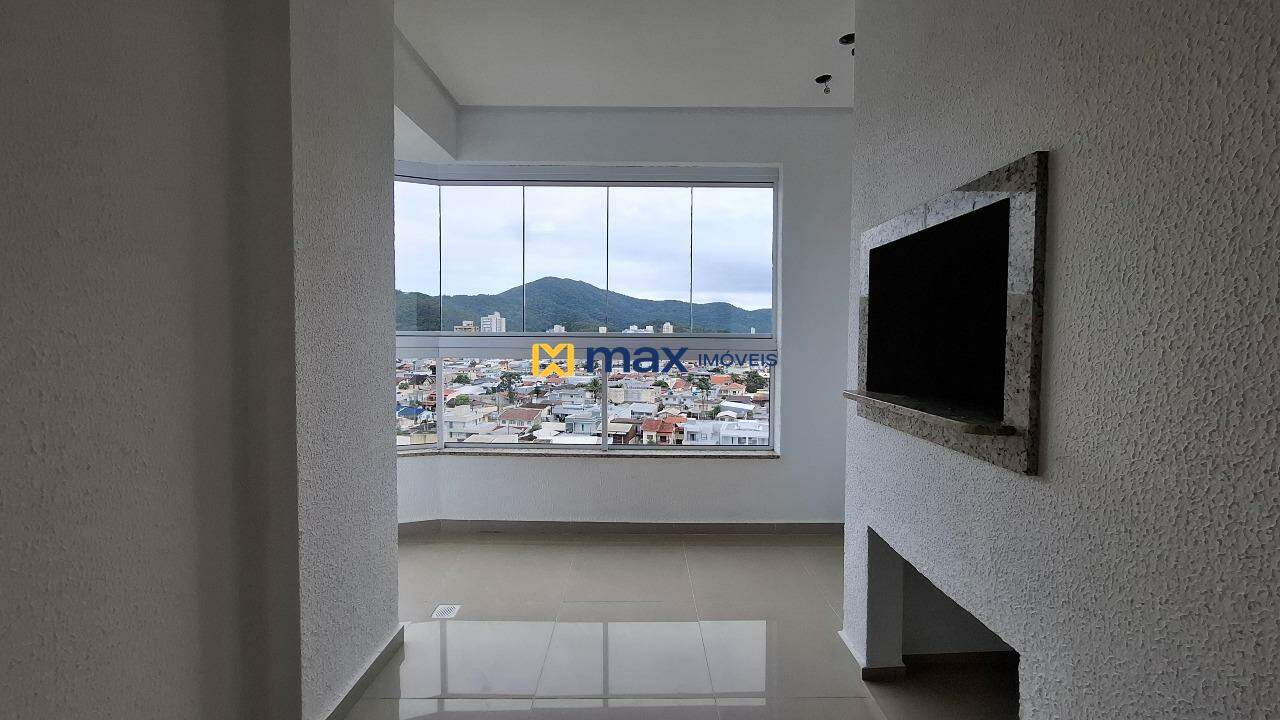 Apartamento à venda no São Judas: Sacada com churrasqueira