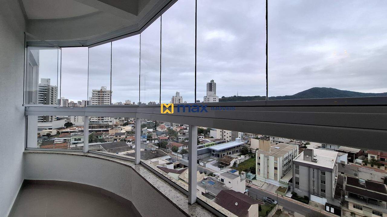 Apartamento à venda no São Judas: Sacada com churrasqueira