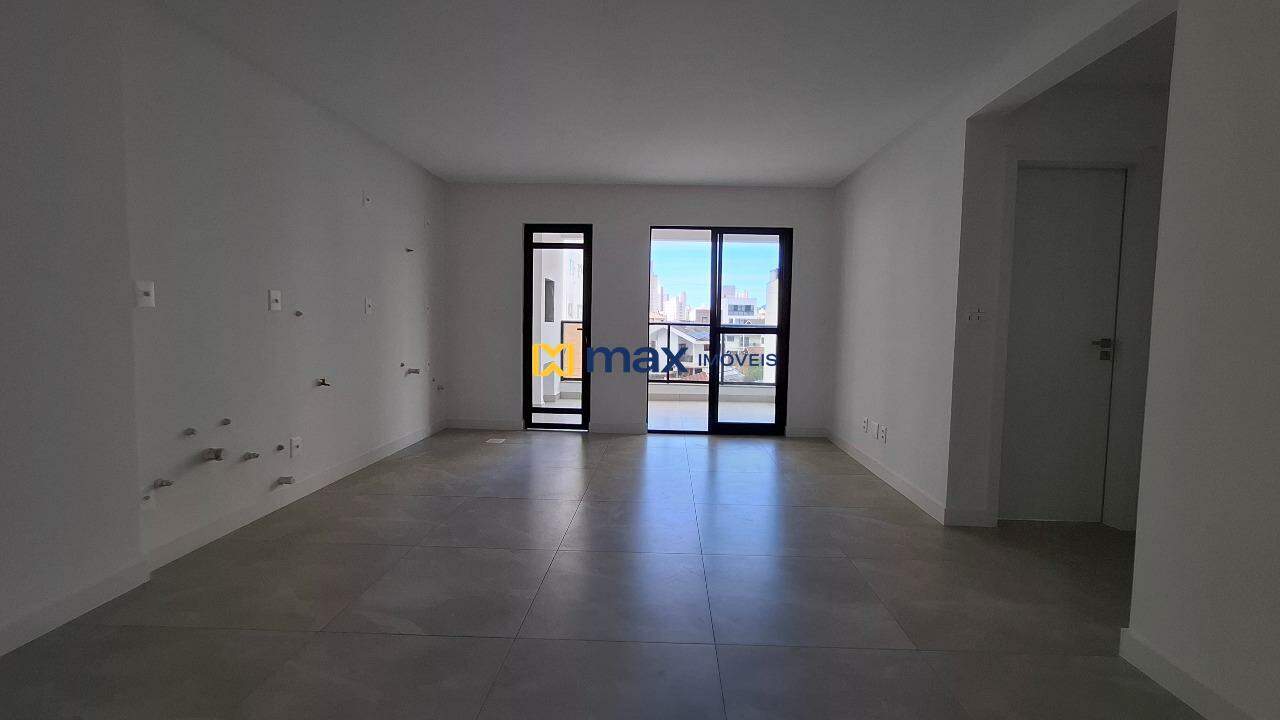 Apartamento à venda no Vila Operária: Living integrado