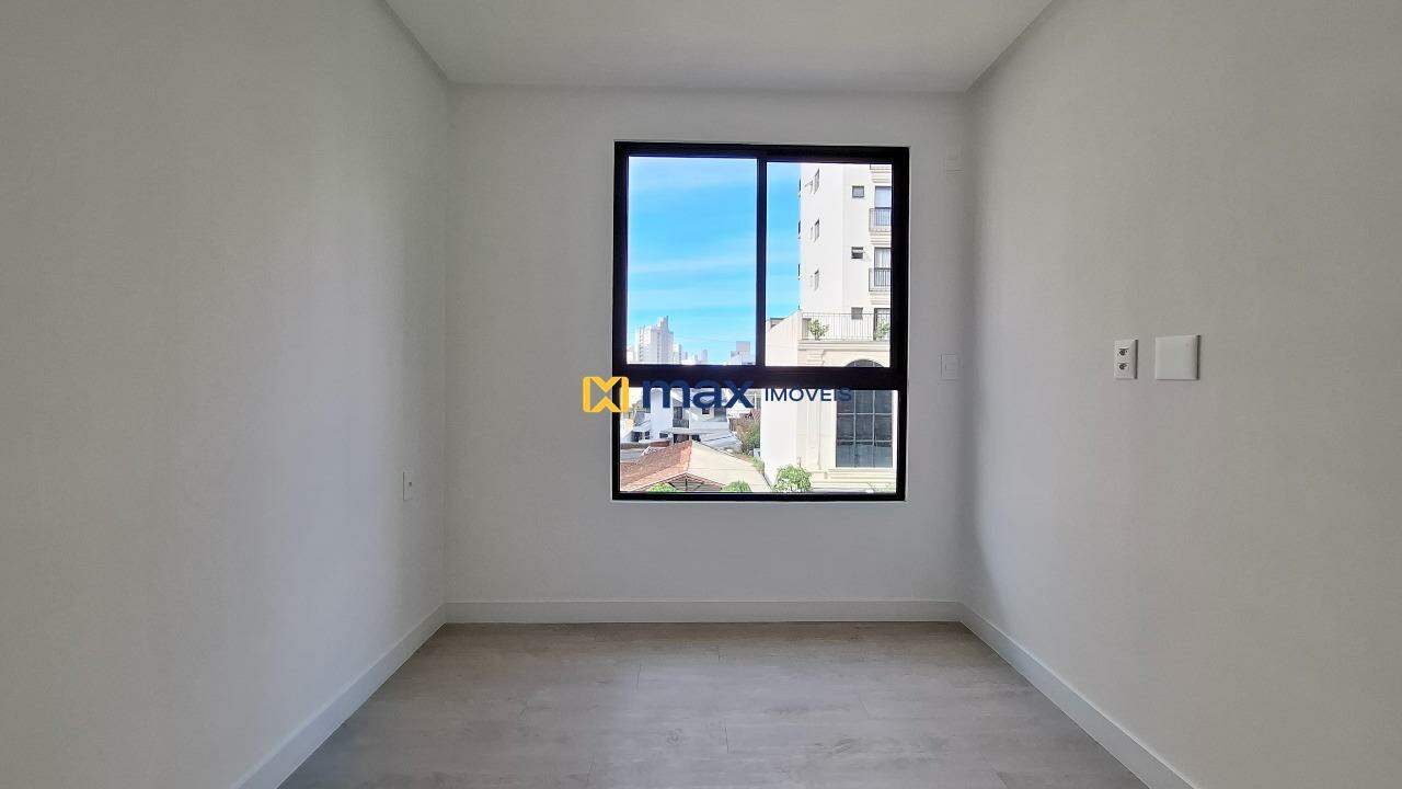 Apartamento à venda no Vila Operária: Suíte