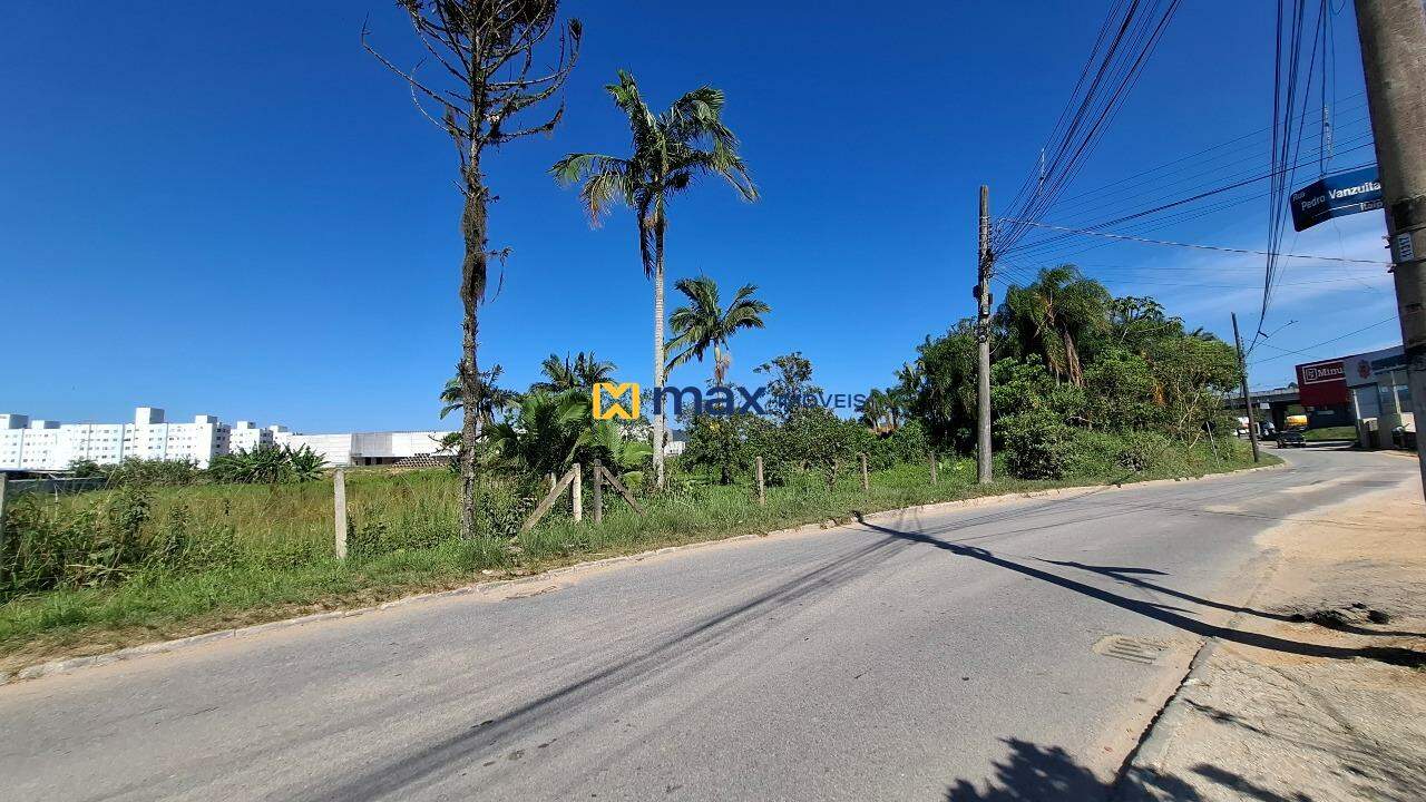 Terreno à venda no Itaipava: Terreno