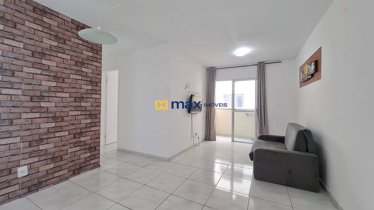 Apartamento à venda no Espinheiros: Living integrado