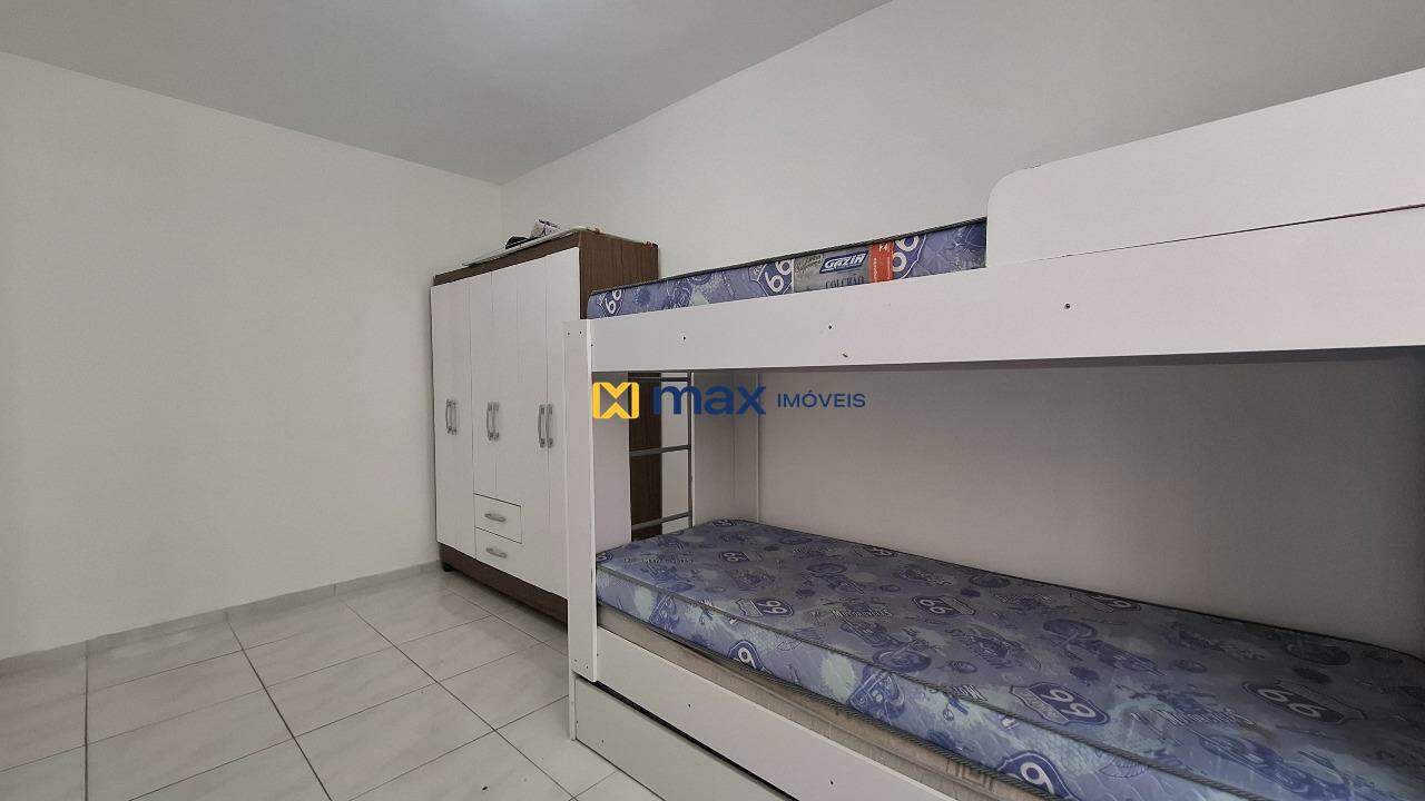 Apartamento à venda no Espinheiros: Dormitório