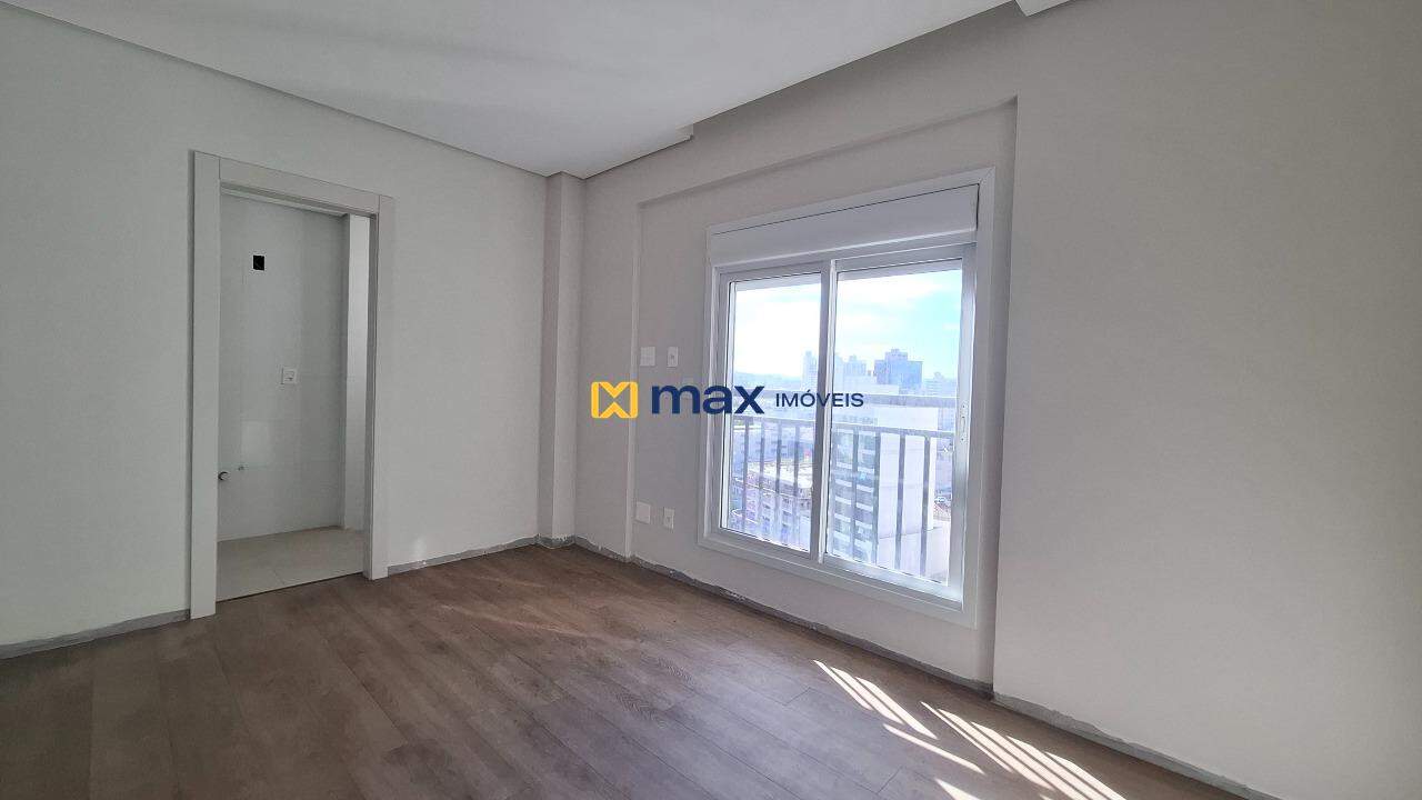 Apartamento à venda no Centro: Suíte 2