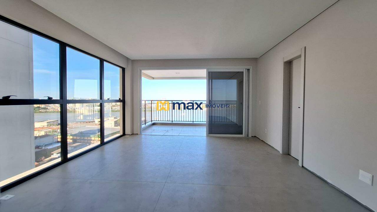 Apartamento à venda no Centro: Living integrado
