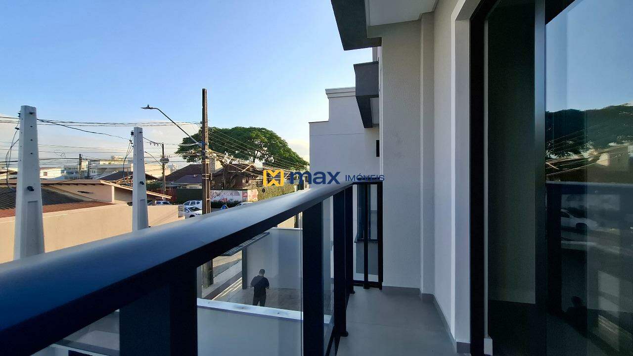 Casa à venda no São Vicente: Sacada