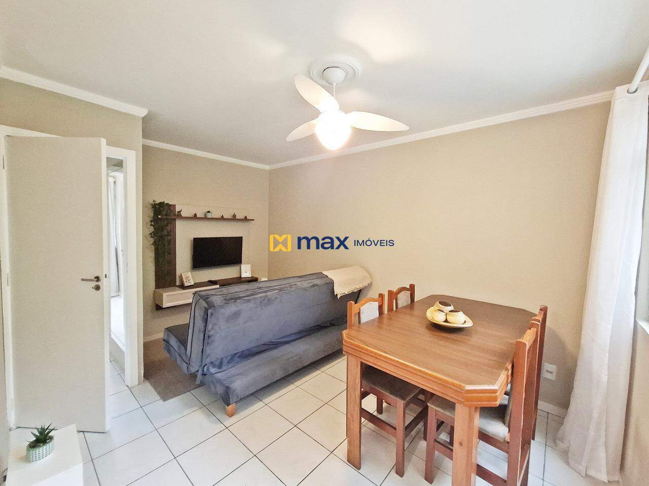 Apartamento para aluguel no Pioneiros: Sala